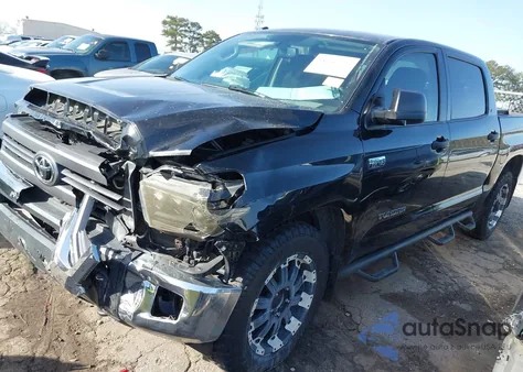 2014 Toyota Tundra Sr5 5.7L V8 z USA, uszkodzony, nr VIN 5TFDW5F18EX402232